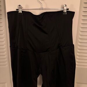 Sofia by Sofia Vergara Black Shapewear Shorts